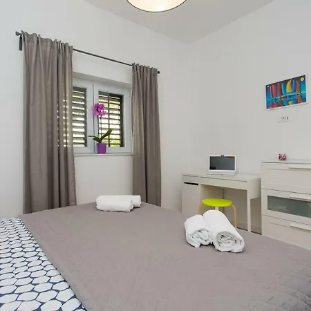 Lägenhet Pinery Makarska