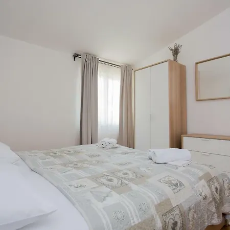 Lägenhet Pinery Makarska