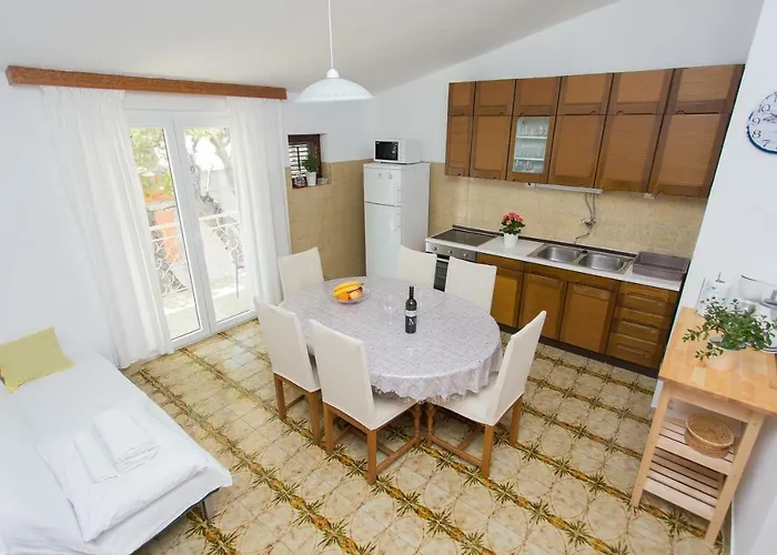 Pinery Apartamento Makarska